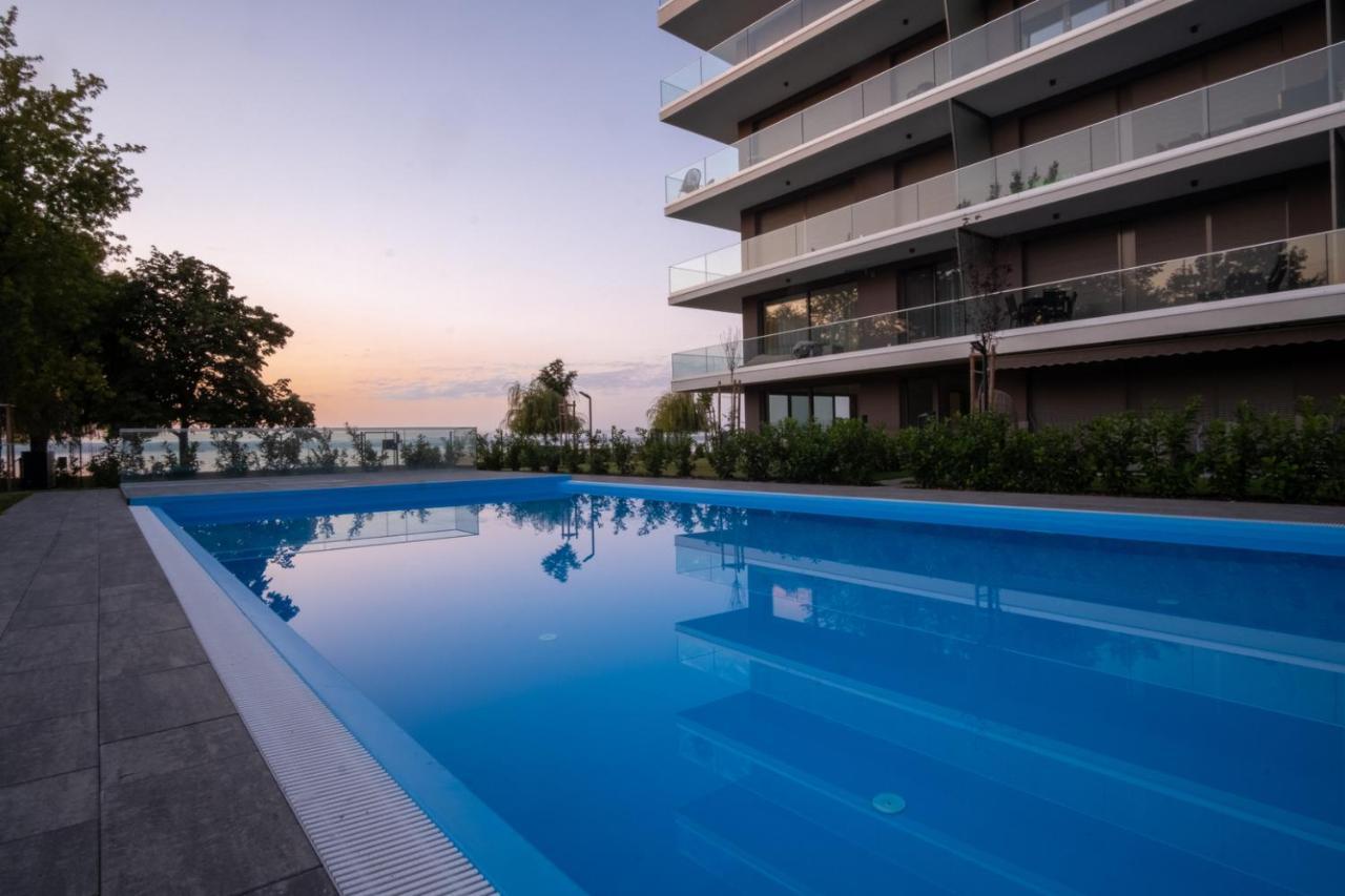 Myflat Coral Beach Apartment Siófok Exterior foto
